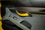 Porsche 718 Cayman GT4 2016 года